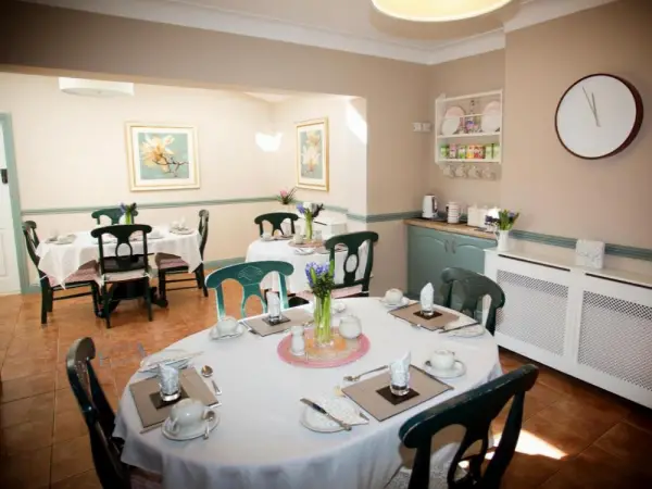Almanii B & B 6